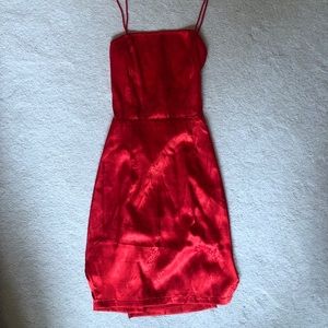 Pretty Little Thing Red Printed Satin Dress
